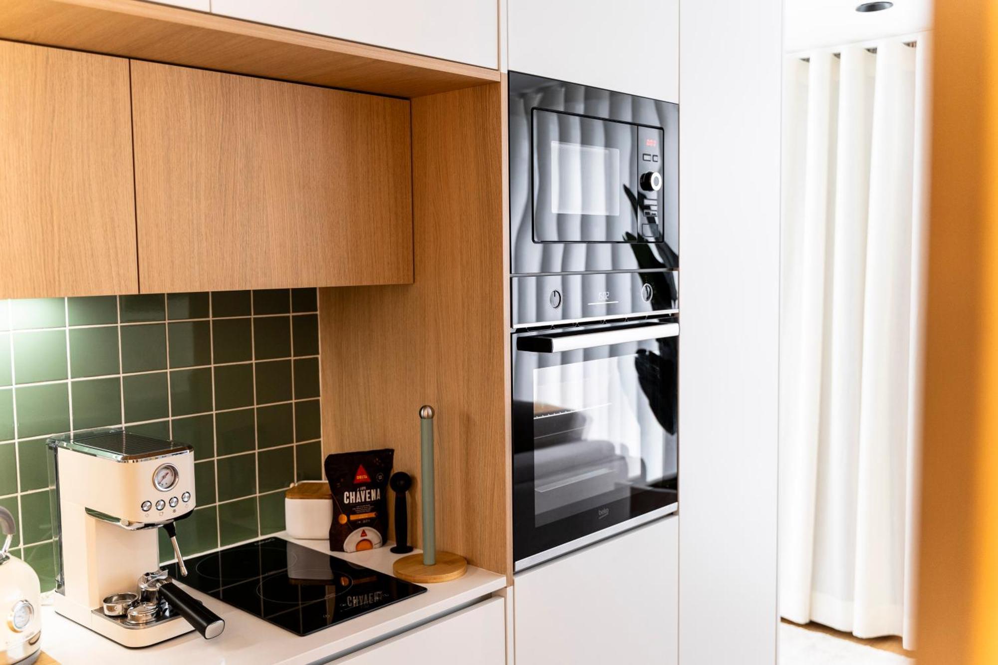 Seventy Four Apartemen *